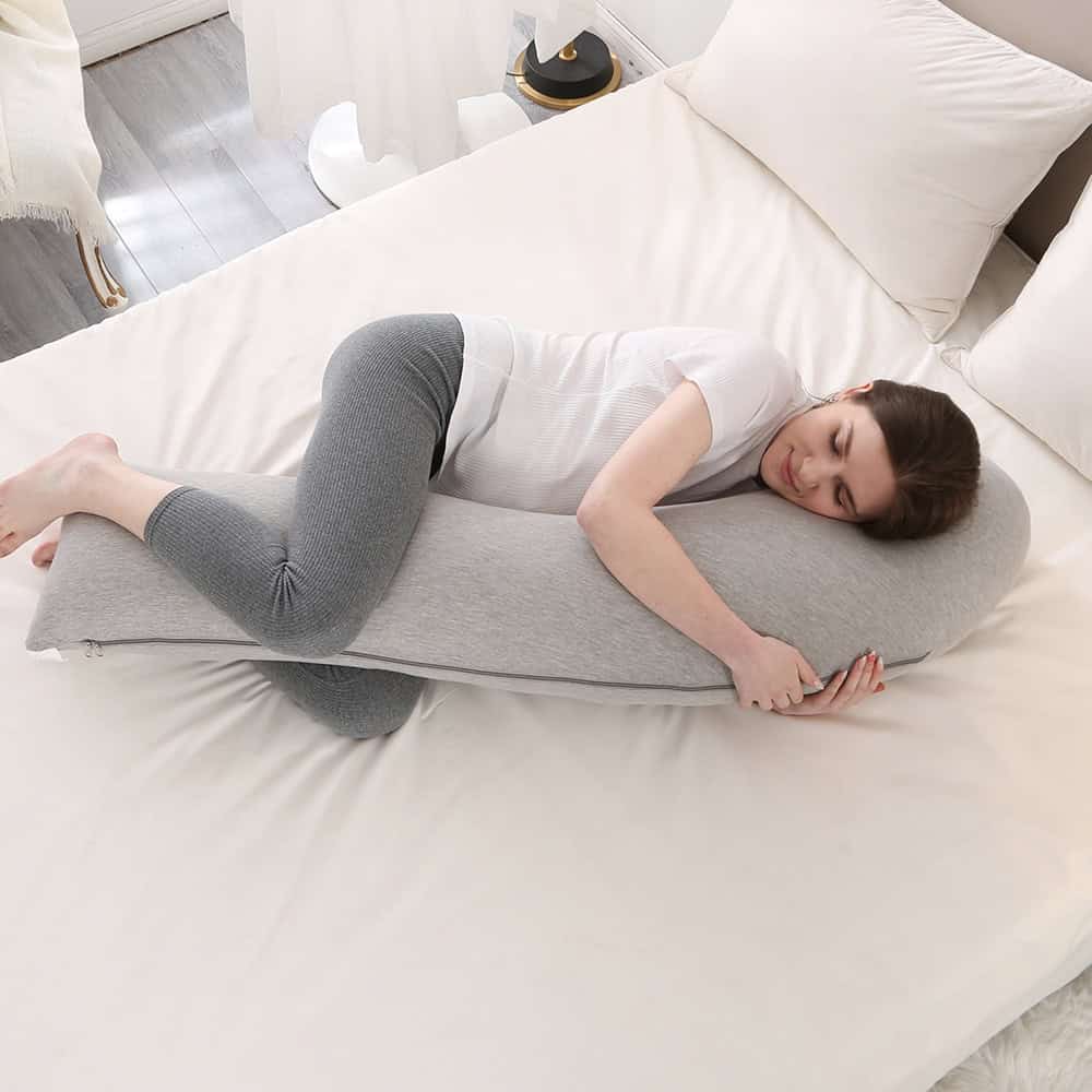 Coussin de corps en J — pour dormir sur le côté